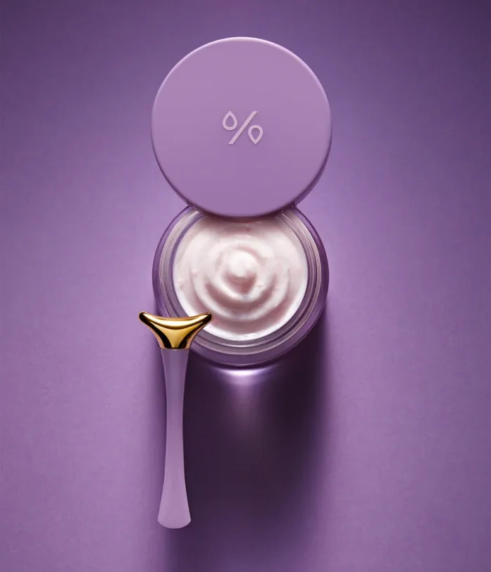 DR CEURACLE VEGAN ACTIVE BERRY FIRMING EYE CREAM 15ML - Imagen 3