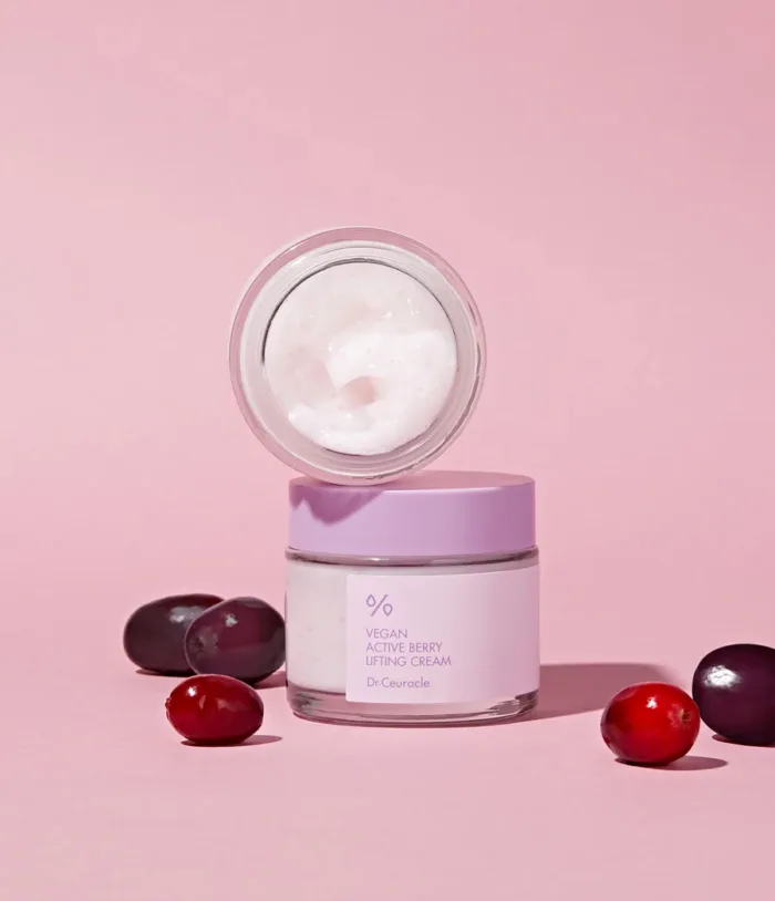 DR CEURACLE VEGAN ACTIVE BERRY LIFTING CREAM 50ML - Imagen 3