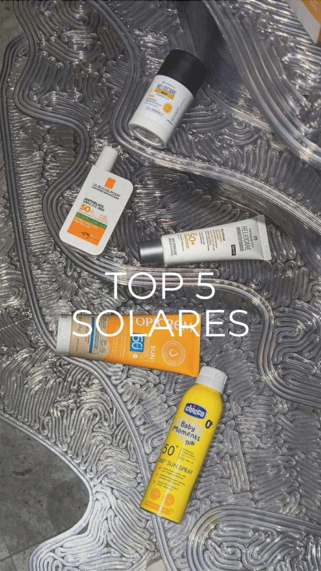 🔆 ¿Buscas el fotoprotector perfecto para este 2025?
¡Te traemos nuestro TOP 5 desde Farmacia Casillas! 🙌

✨ Hemos seleccionado los más innovadores por la calidad de sus filtros solares y su formulación dermatológica.
Toma nota:

1️⃣ ACNIMAT de Heliocare
✔️ Filtros estables de amplio espectro
✔️ Antioxidantes
✔️ Acabado mate ideal para piel acneica

2️⃣ ANTHELIOS UV-MUNE 400 (L’Oréal)
💡 Filtro UV-A más avanzado del mercado
🧴 Mate 12h para piel grasa o con acné

3️⃣ Stick Pediatrics de Heliocare
👶 Fácil de aplicar
🛡️ Protección infantil con filtros innovadores

4️⃣ Sun Spray de Chicco
👼 Apto desde recién nacidos
🔄 Aplicación en cualquier ángulo

5️⃣ Sun Protect de Topicream
💥 SPF 50+ con lactobacilos
🧬 Refuerza la barrera cutánea

💬 ¿Cuál es tu favorito? Cuéntanos en comentarios.
📍Nos vemos en Farmacia Casillas.

#Fotoprotección #FarmaciaCasillas #Dermocosmética #ProtecciónSolar2025 #PielSaludable #FarmacéuticosRecomiendan #VeranoSeguro
#FarmaciaCasillas 
#FarmaciaÁvila